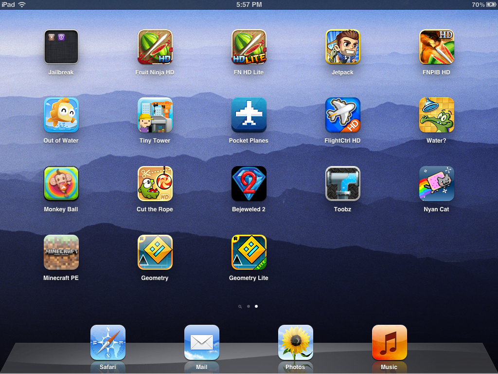 Some of the games I've downloaded on my Gen 1 iPad. Some include Fruit Ninja HD, Jetpack Joyride, Fish Out of Water, Tiny Tower, Flight Control, Cut The Rope, Nyan Cat, and Minecraft: Pocket Edition.