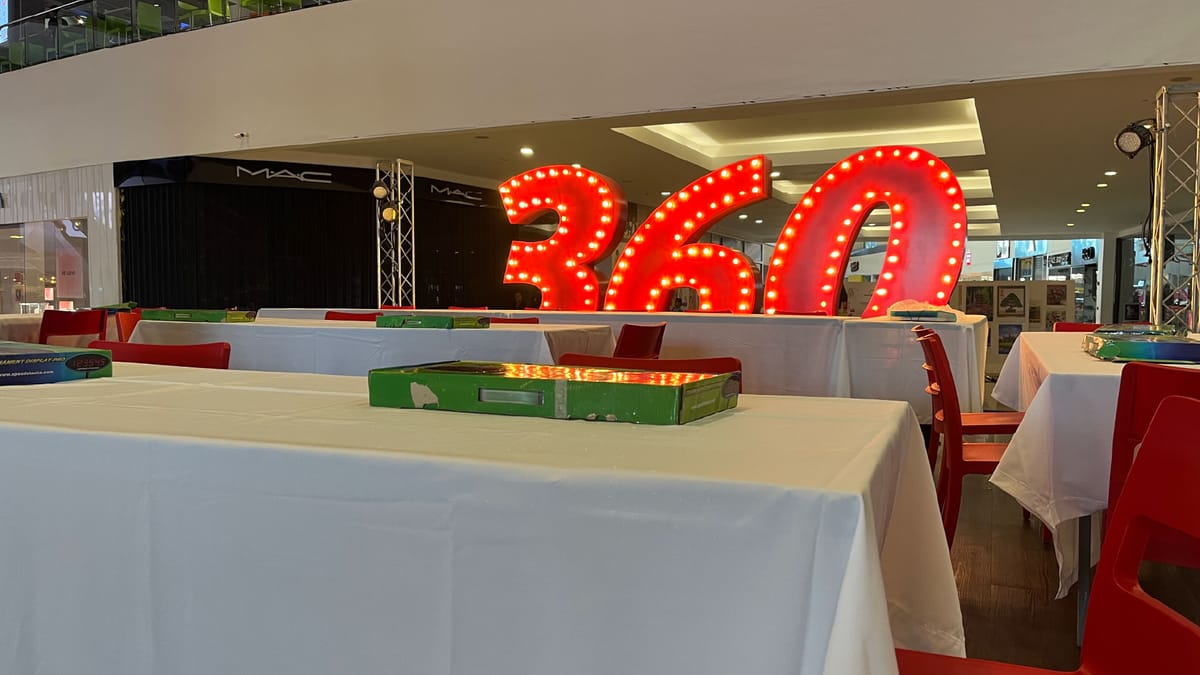 The venue of Santo Domingo Winter 2026 being set up in Galeria 360.