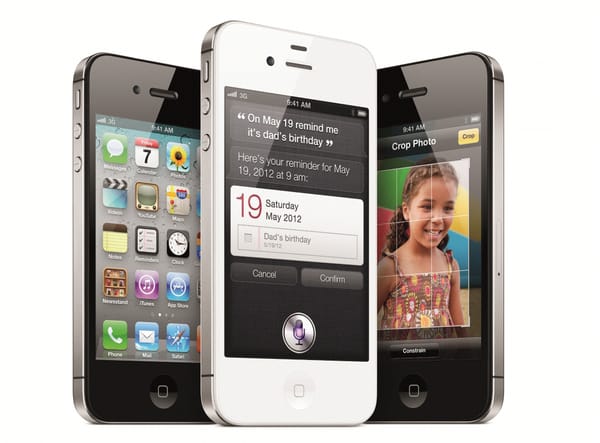 An image of the iPhone 4S running iOS 6.